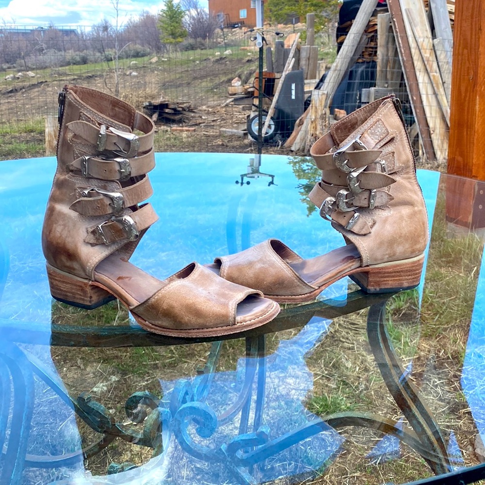 FREEBIRD Limited Edition Sandal, FB-Pilar, Blush, Size 8 (fits 8.5-9)